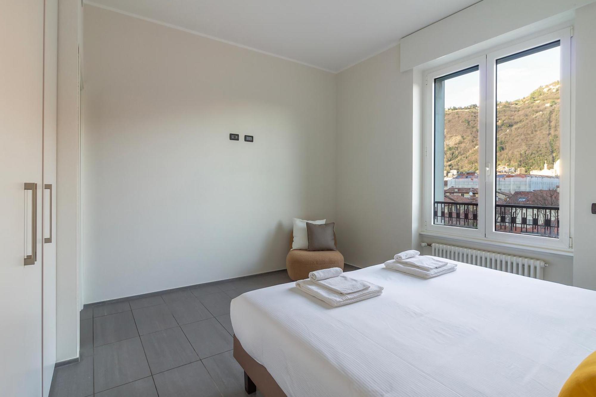 Cathedral View Trilocale Apartment Como Exterior photo